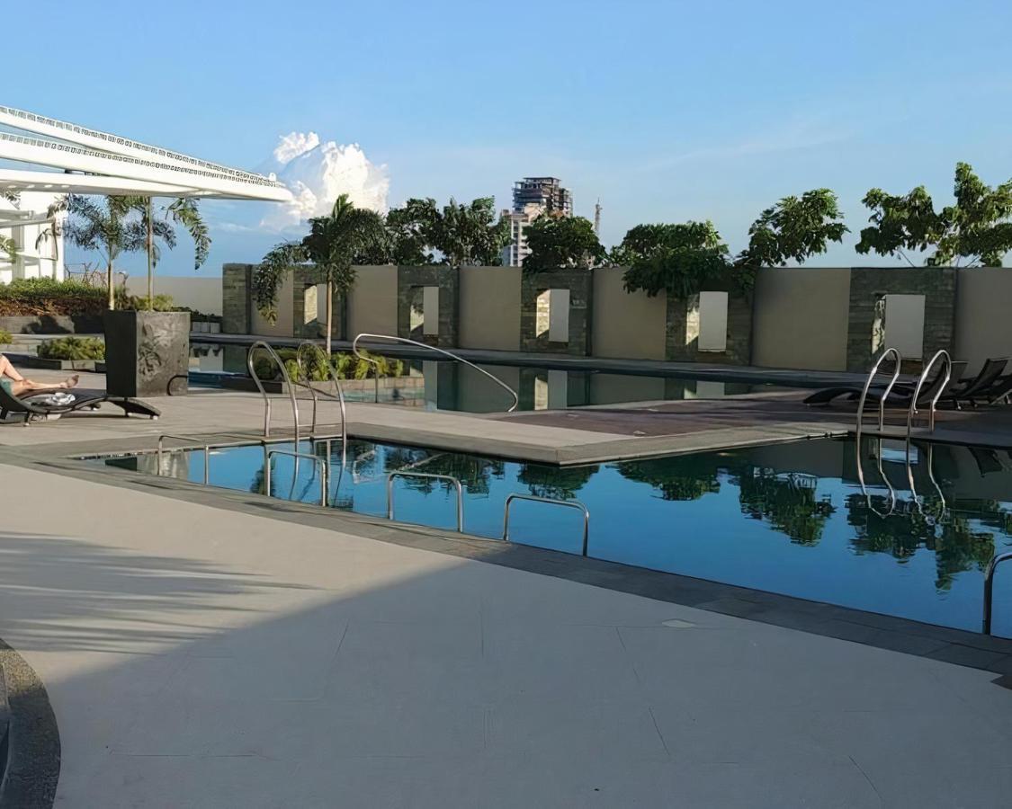 Mactan Newtown Seaview At One Pacific Residence Lapu-Lapu City Exterior photo